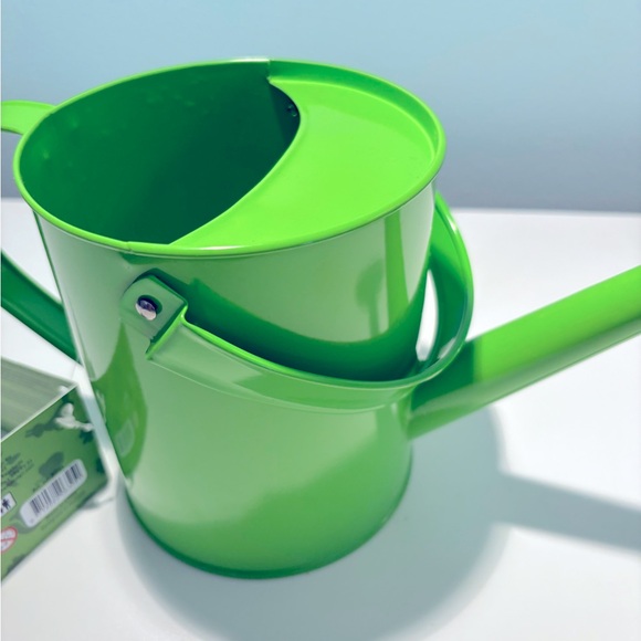 NWT Kids in the Garden Watering Can - Picture 5 of 9